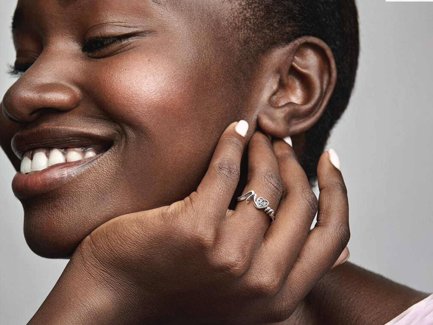Mom Pavé Heart Ring