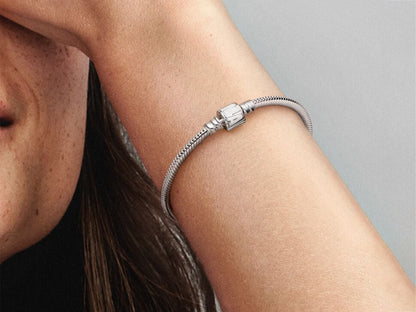 Marvel Logo Clasp Snake Chain Bracelet