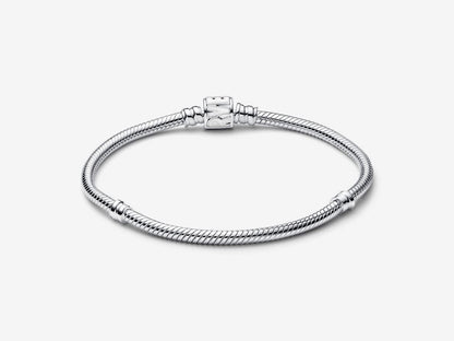Marvel Logo Clasp Snake Chain Bracelet