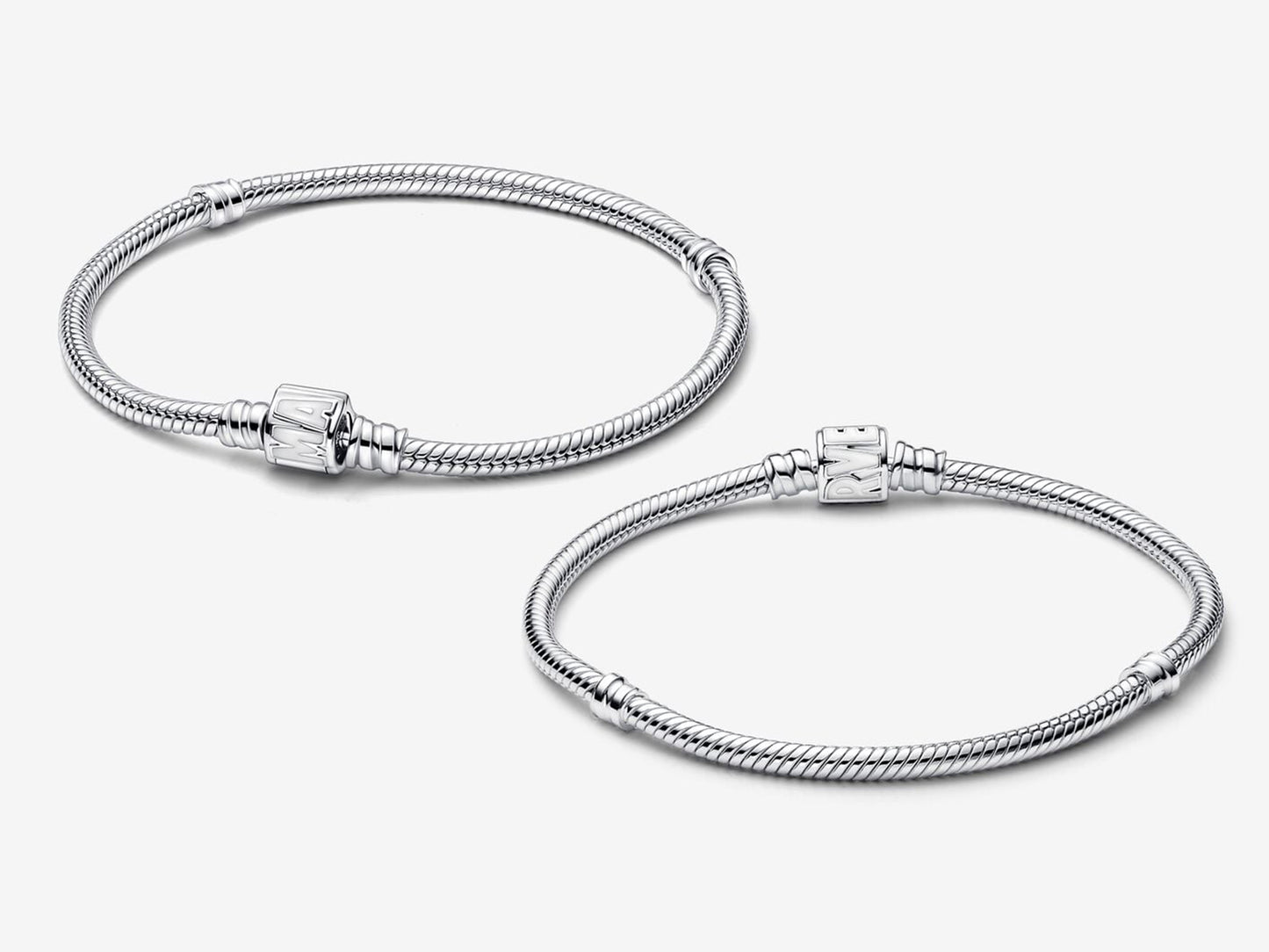 Marvel Logo Clasp Snake Chain Bracelet
