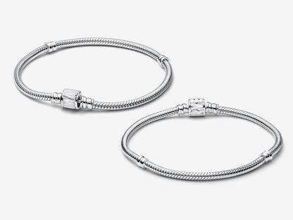Marvel Logo Clasp Snake Chain Bracelet