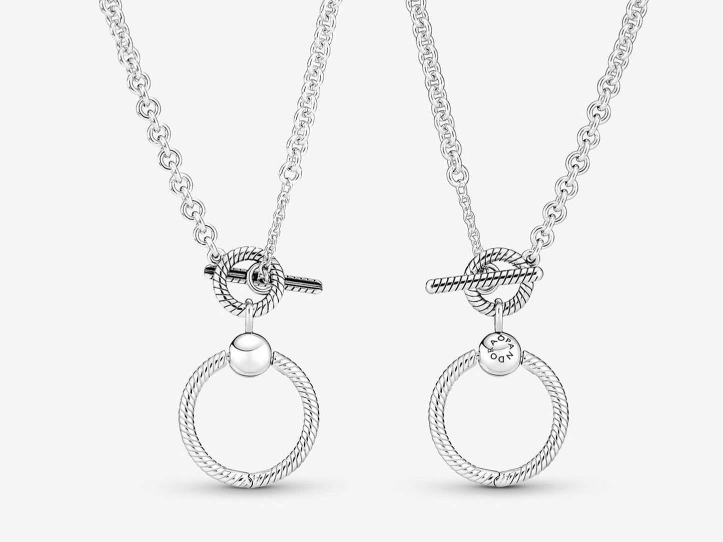O Pendant T-Bar Necklace