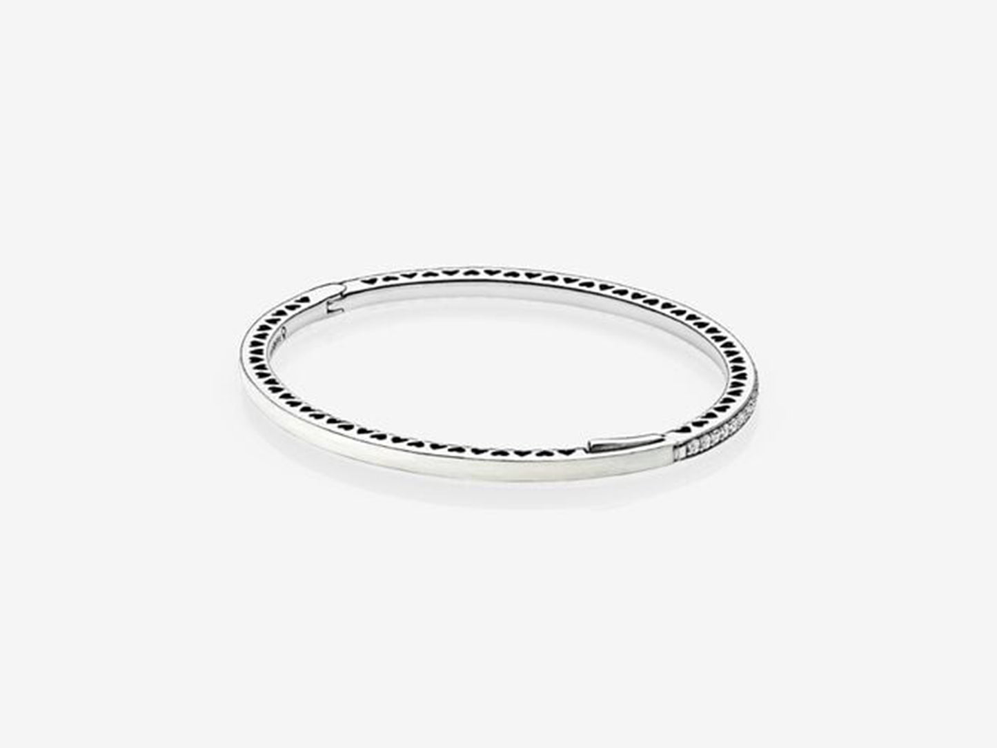 Shimmering Heart Bracelet