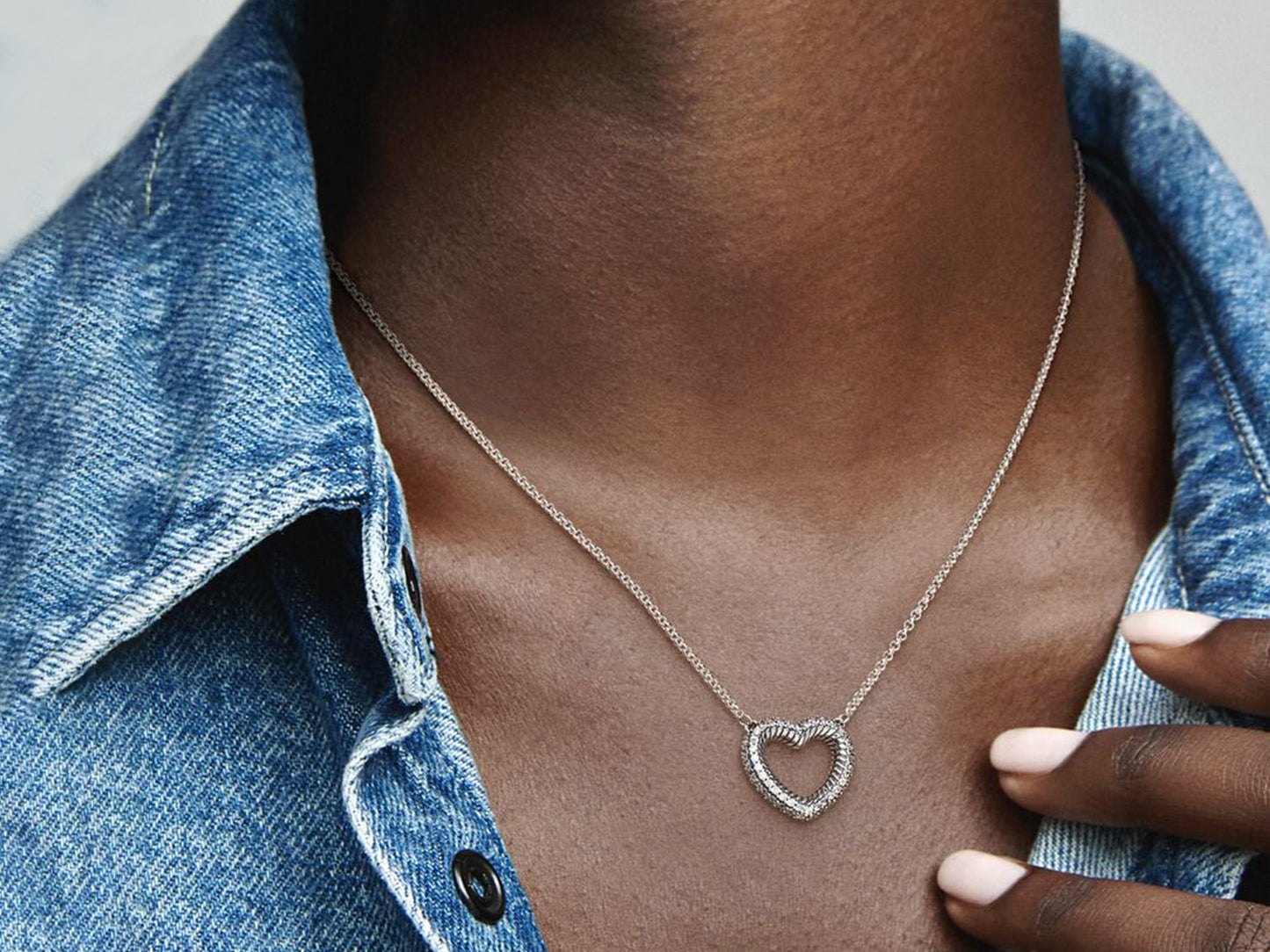 Pavé Snake Chain Heart Charm