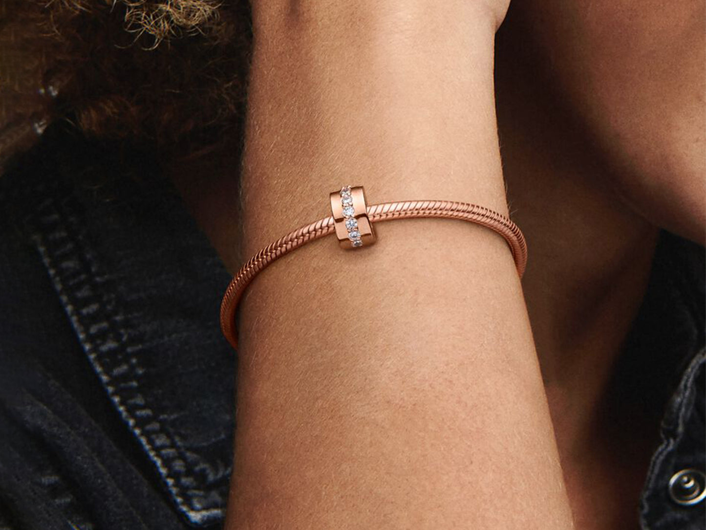 Sparkling Row Spacer Charm