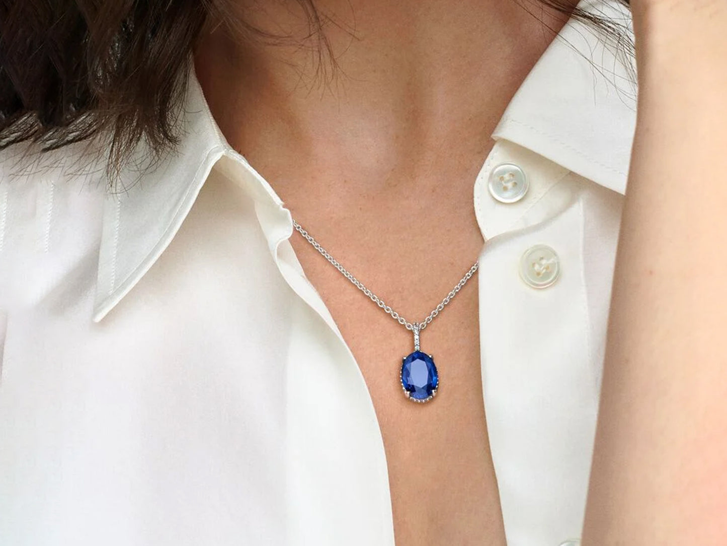Sparkling Statement Halo Pendant Necklace