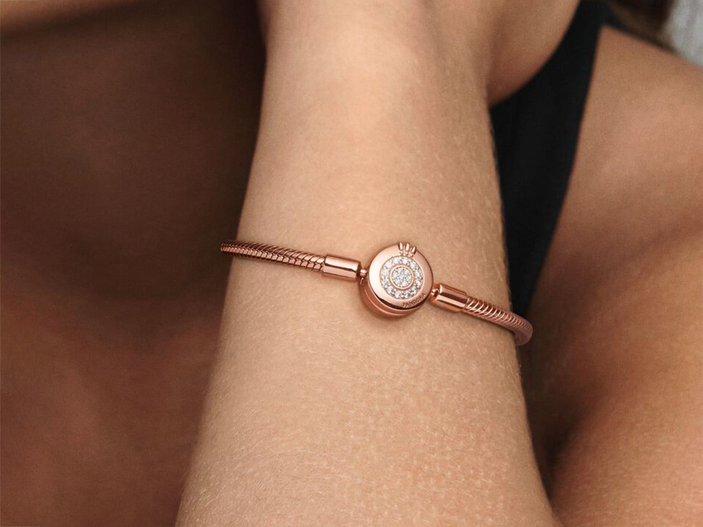 Sparkling Crown O Snake Chain Bracelet