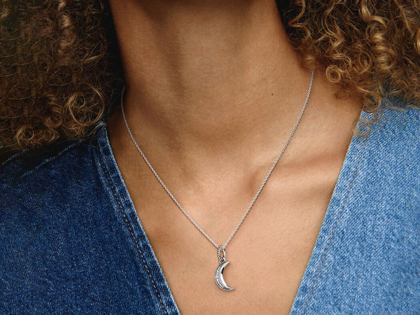 Sparkling Crescent Moon Pendant