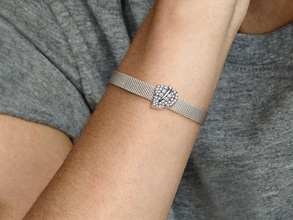 Sparkling Leaf Clasp Charm