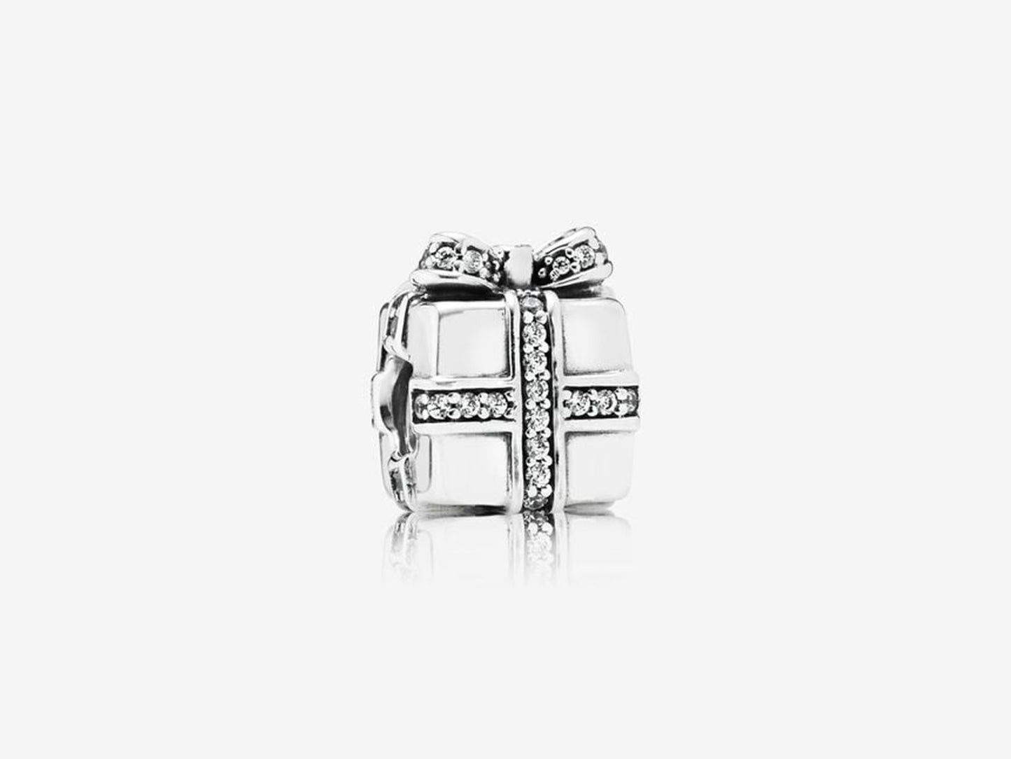 Sparkling Surprise Charm