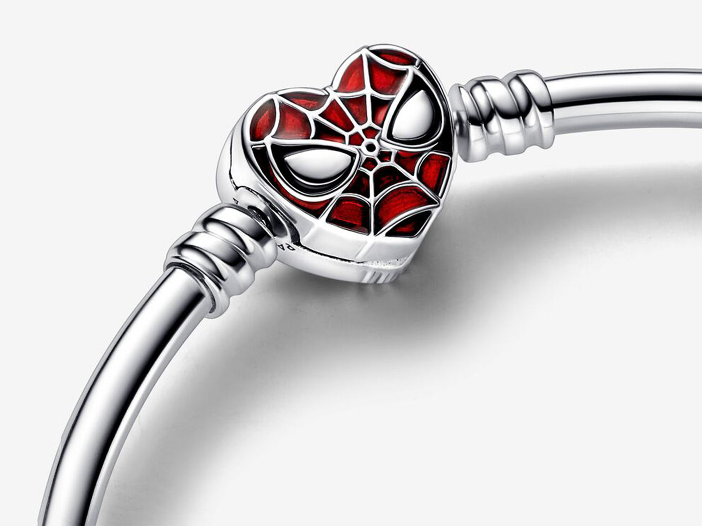 Marvel Spider-Man Mask Clasp Bangle