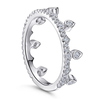 Princess Crown 925 Silver Ring - Elegant Zirconia-Encrusted Band for Women