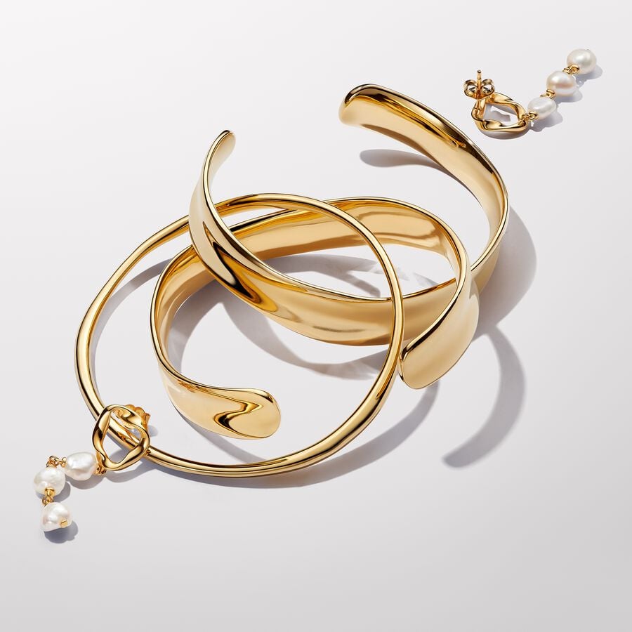 Statement Gold Bangle