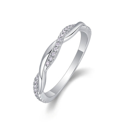 Refined 925 Silver Round Moissanite Ring