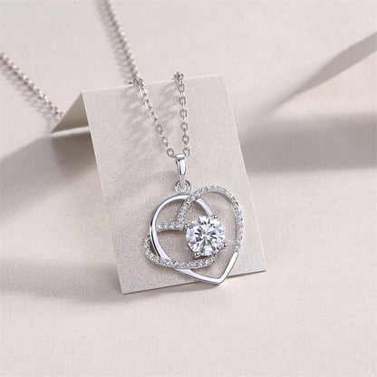 Refined Cross Chain Necklace Featuring Line Design
