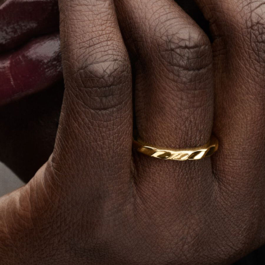 14k Gold Rippled Band Ring