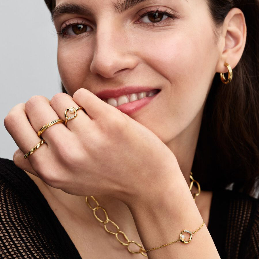 14k Gold Rippled Band Ring