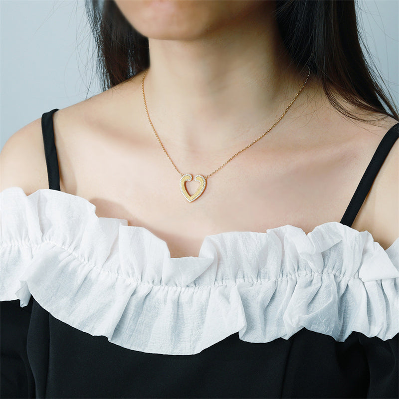 S925 Gold-Plated Sterling Silver Heart Pendant Necklace - Elegant Love Charm with Zirconia Accents