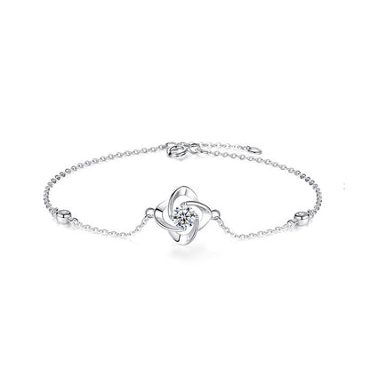 S925 Sterling Silver Clover Leaf Bracelet with 0.5ct Moissanite Versatile Travel Jewelry Rhodium Plated