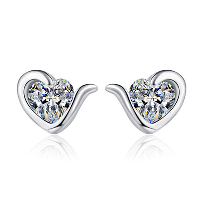 S925 Sterling Silver Heart-Shaped Moissanite Stud Earrings - 0.6CT Dainty Everyday Jewelry