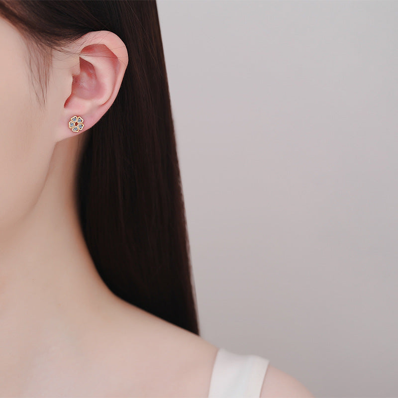 S925 Sterling Silver Heart Petal Moissanite Stud Earrings - Champagne Gold Floral-Inspired Romantic Jewelry