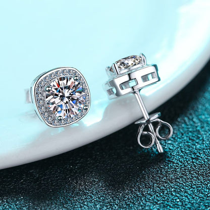 S925 Sterling Silver Leaf Moissanite Stud Earrings Plated with Pt950 Gold - Exotic Floral Inspired Jewelry