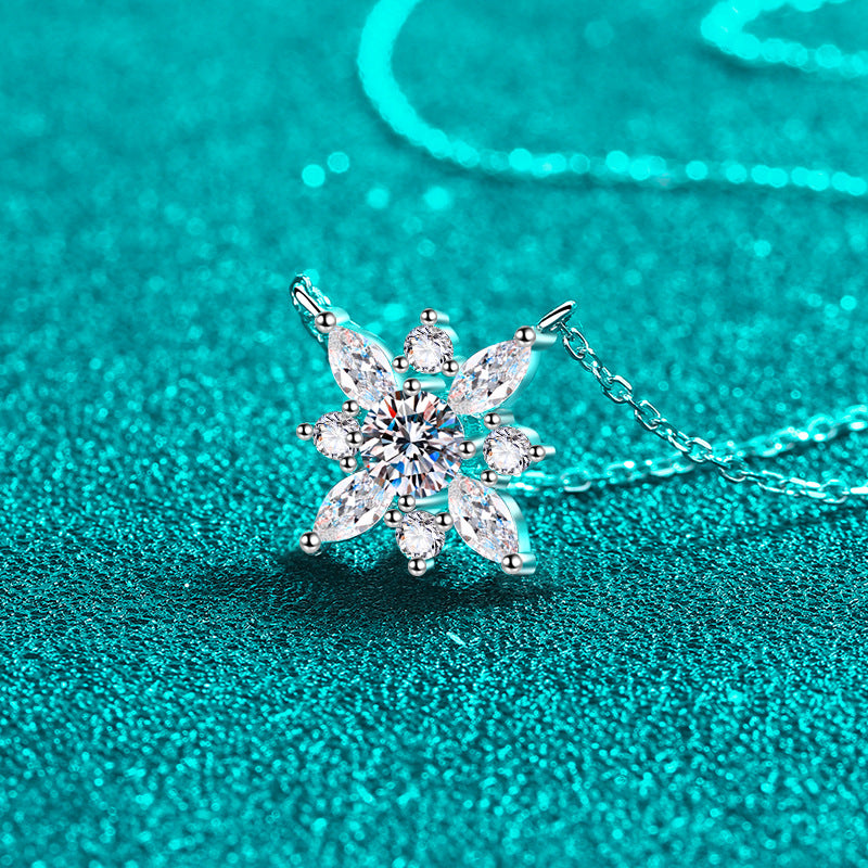 S925 Sterling Silver Marquise Snowflake Pendant Necklace - 0.5CT Moissanite Office-to-Evening Chain