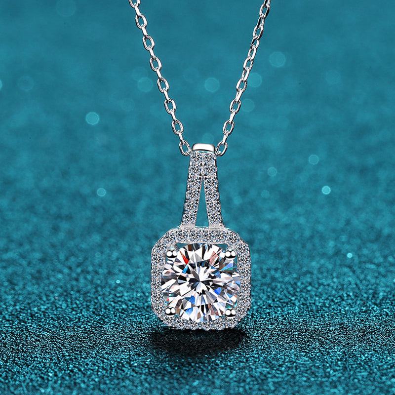 S925 Sterling Silver PT950-Plated Four-Prong Pendant Necklace - 0.5CT-2CT Moissanite Sachet Charm Collarbone Chain
