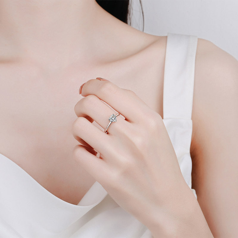 S925 Sterling Silver PT950 Gold Plated Heart-Shaped 0.5ct Moissanite Minimalist Ring