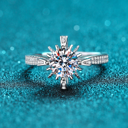 S925 Sterling Silver PT950 Platinum Plated Micro-Pavé 1ct Moissanite Floral Ring