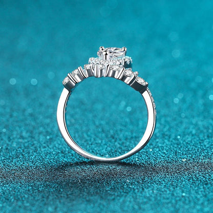 S925 Sterling Silver Pear Shaped Moissanite Engagement Ring in Minimalist Style