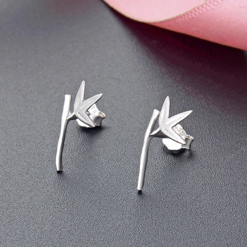S925 Sterling Silver Plated Money Toad Stud Earrings - Minimalist Chinese Lucky Charm Earrings with Plastic Backs (0.7g)