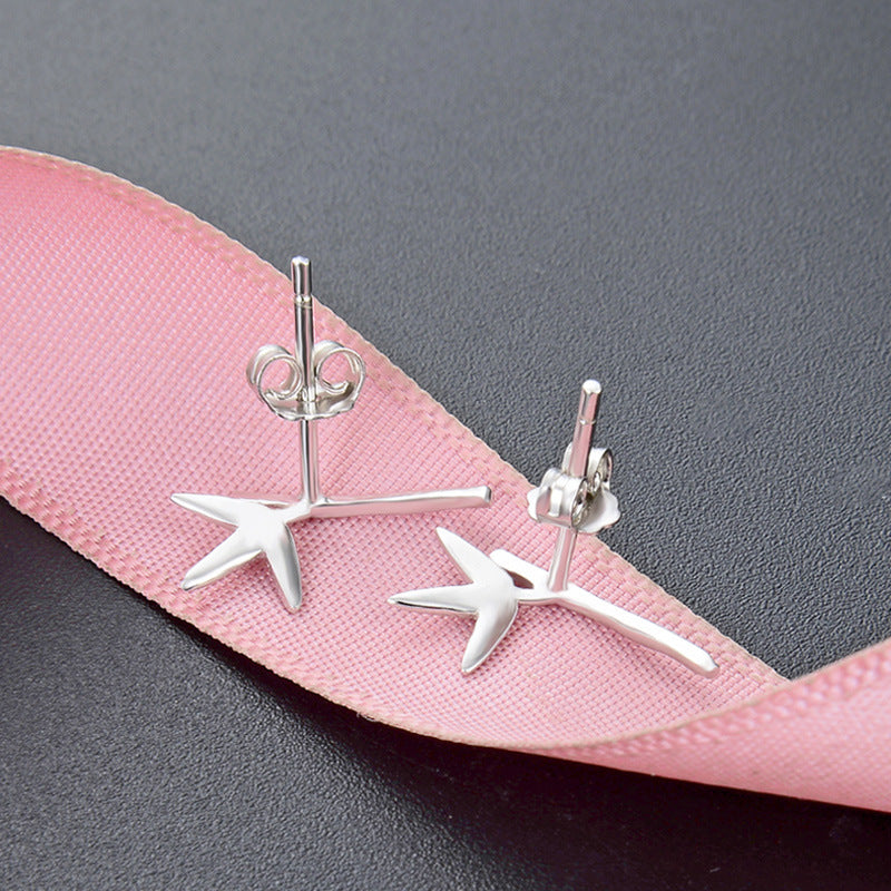 S925 Sterling Silver Plated Money Toad Stud Earrings - Minimalist Chinese Lucky Charm Earrings with Plastic Backs (0.7g)