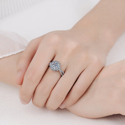 S925 Sterling Silver "Stars Around Moon" 0.50ct Moissanite Four-Prong Engagement Ring
