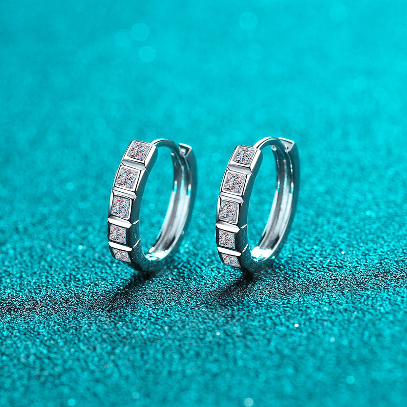 S925 Sterling Silver Women’s Semi-Hoop Earrings – PT950 Platinum-Plated with 0.8CT Moissanite, Minimalist & Elegant