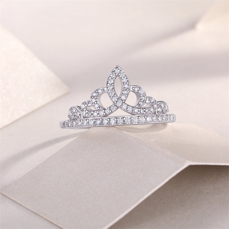 Sleek Crown Moissanite Ring in 925 Silver