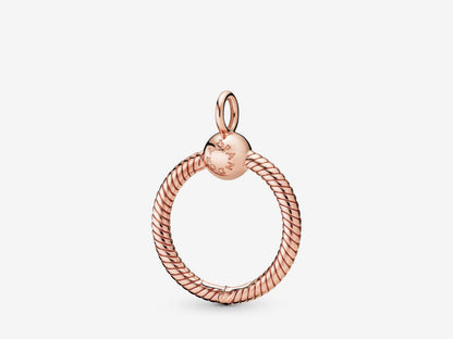 Small O Pendant