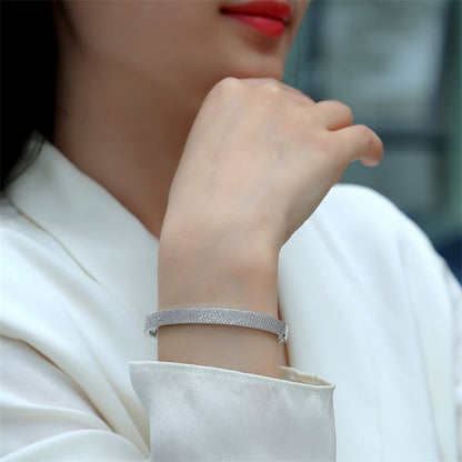 Sophisticated Adjustable Bracelet with Moissanite