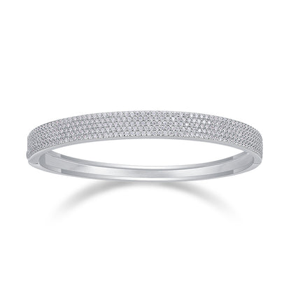Sophisticated Adjustable Bracelet with Moissanite