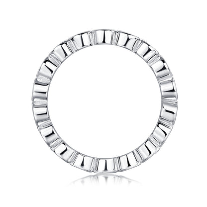 Sophisticated Geometric Silver Band for Fashionable Women