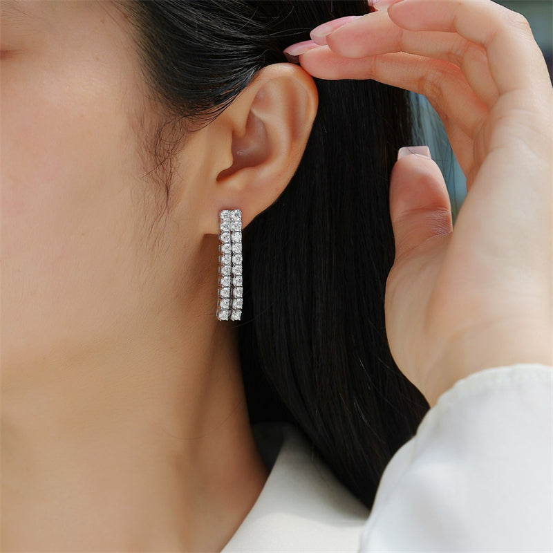 Sophisticated Line Design Moissanite Earrings for Women
