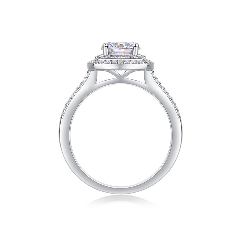 Sophisticated Round Cut Silver Ring with 1 Carat Stone