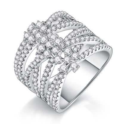 Sophisticated Round Ring in Sterling Silver