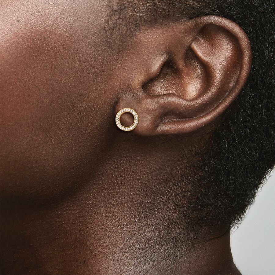 Sparkling Circle Stud Earrings