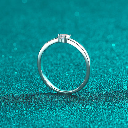 Sterling Silver Heart-Shaped 30pt Moissanite Ring Plated with PT950 Rhodium