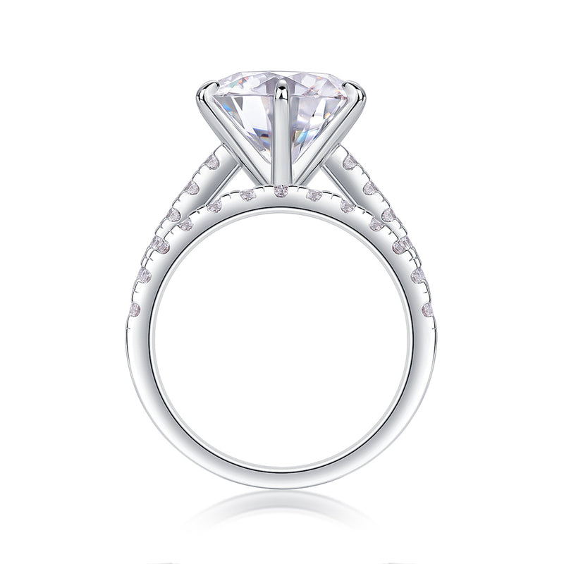 Stunning Circle Diamond Ring for Women