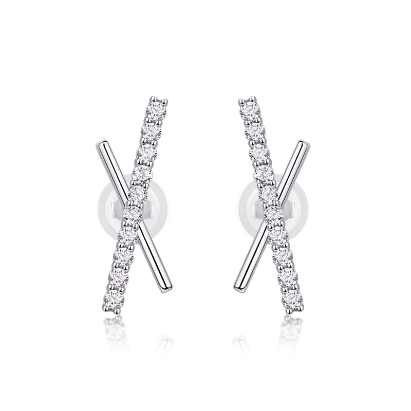 Stylish 925 Silver Moissanite Earrings with Linear Motif