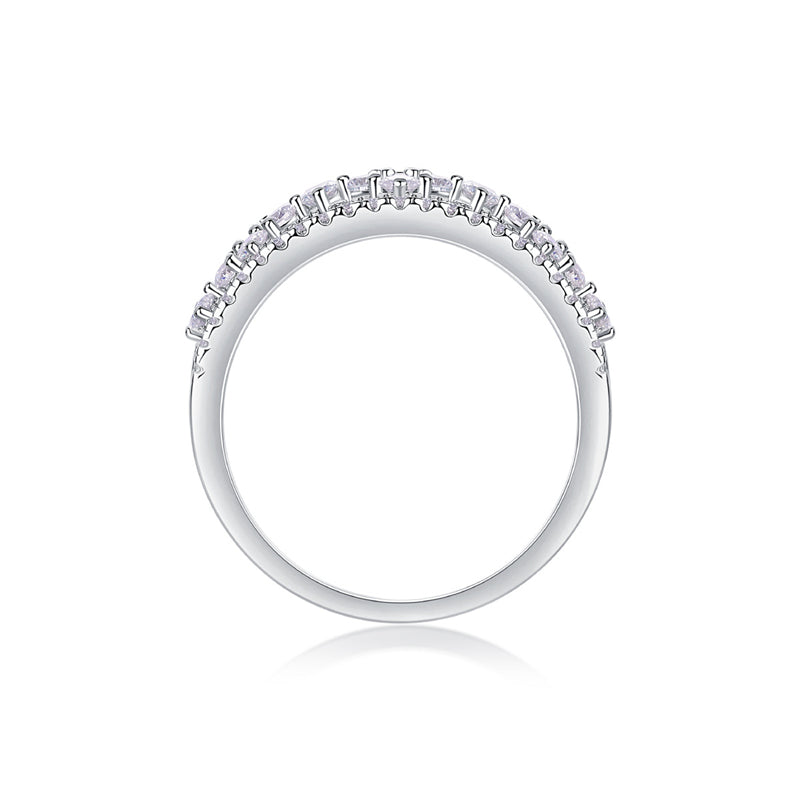 Stylish Round Shape Diamond Ring