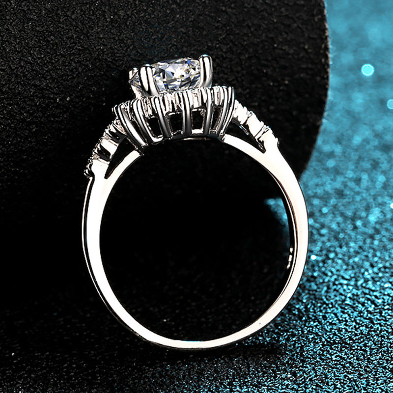 Sunflower Inspired Moissanite Solitaire Ring in S925 Silver | 1ct Four-Prong Setting with PT950 Plating