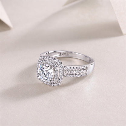 Timeless Geometric Moissanite Band for Women
